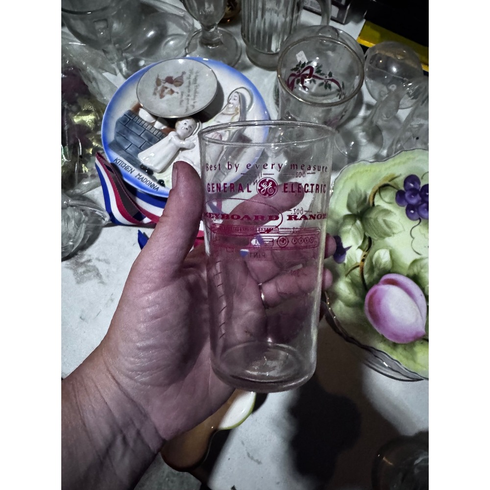 Vintage General Electric GE Keyboard Range Glass Measuring Cup 8oz Advertising